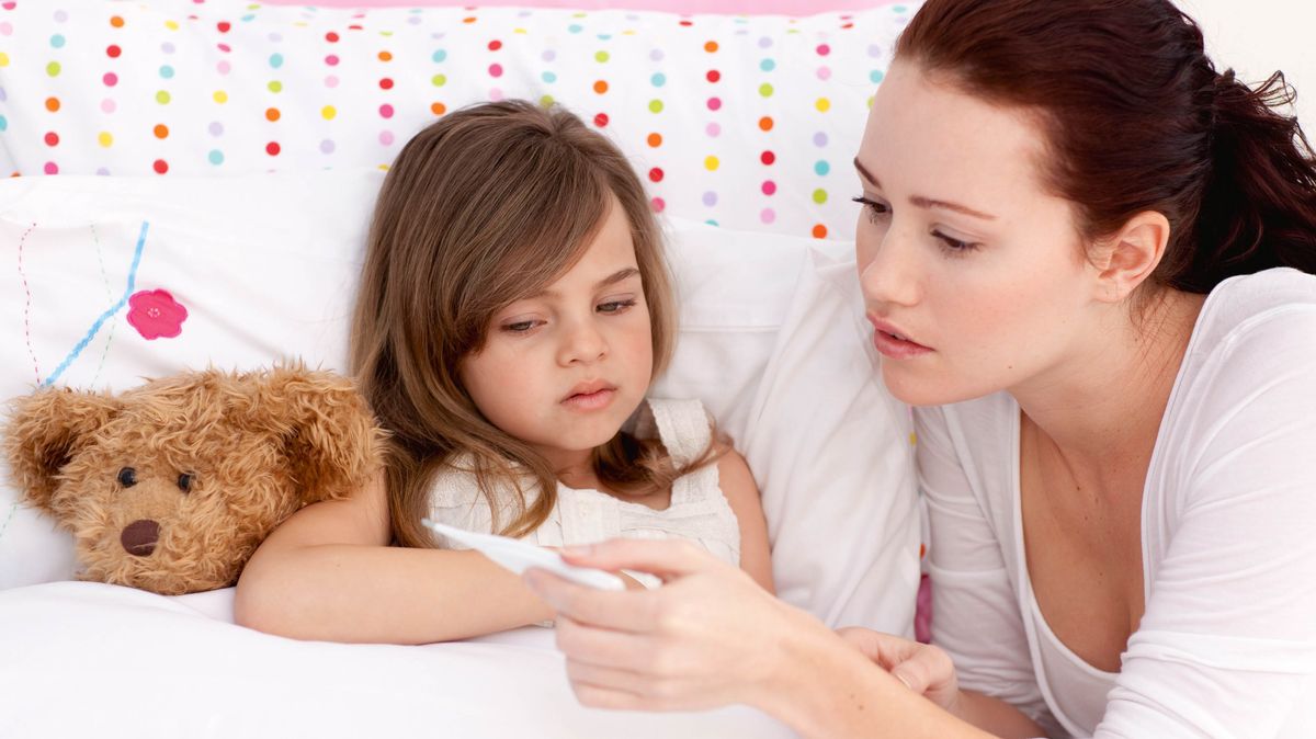 Podzimní dětské nemoci: Co může rodiče vyděsit?